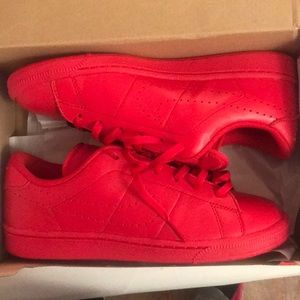 Red Nike
